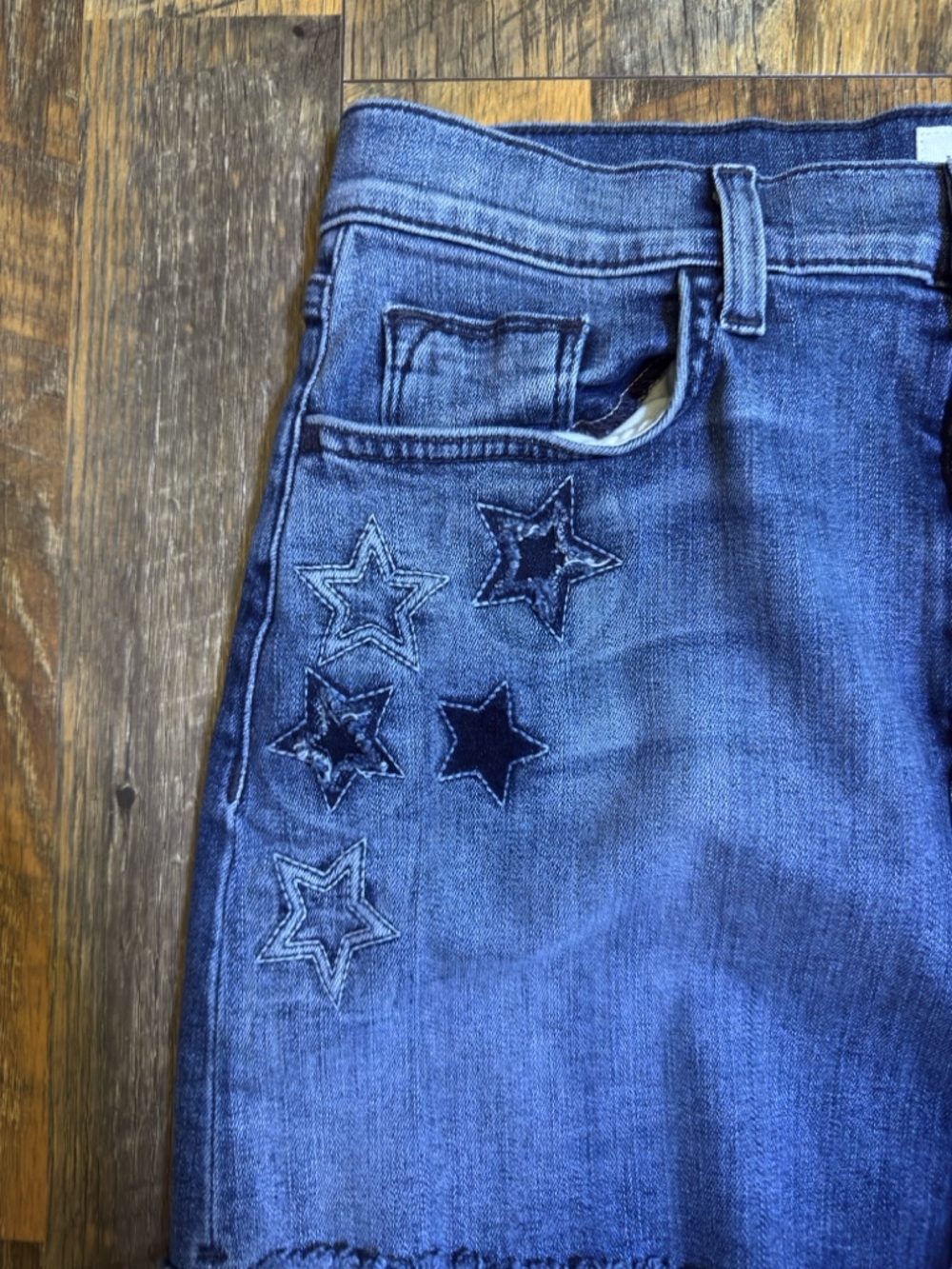 Hudson Denim Mini Skirt Star Embroidery distressed hem size 27 - Picture 2 of 8